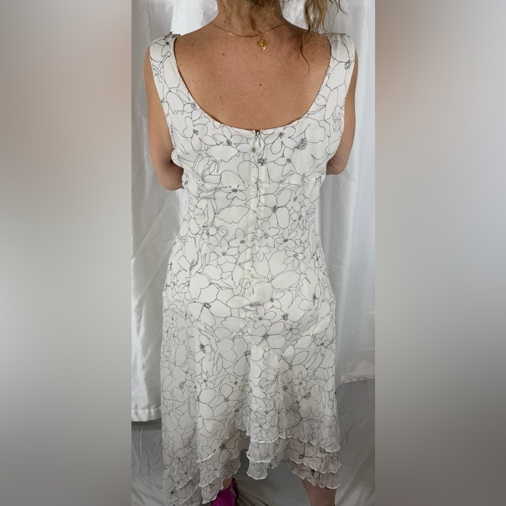 White House Black Market Ivory and Charcoal Floral Dress - Picture 11 of 11